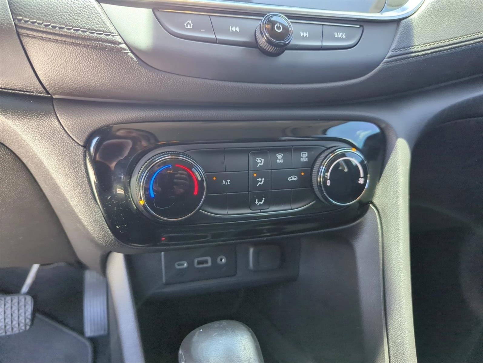 Used 2021 Ebony Twilight Metallic Buick Preferred image 11