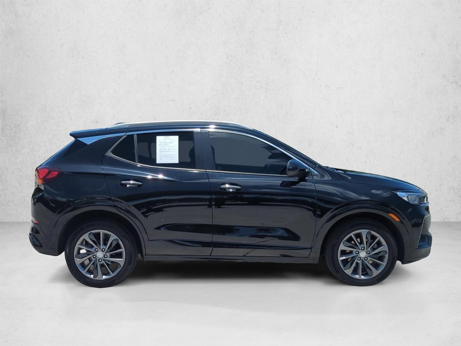 Used 2021 Ebony Twilight Metallic Buick Preferred image 4