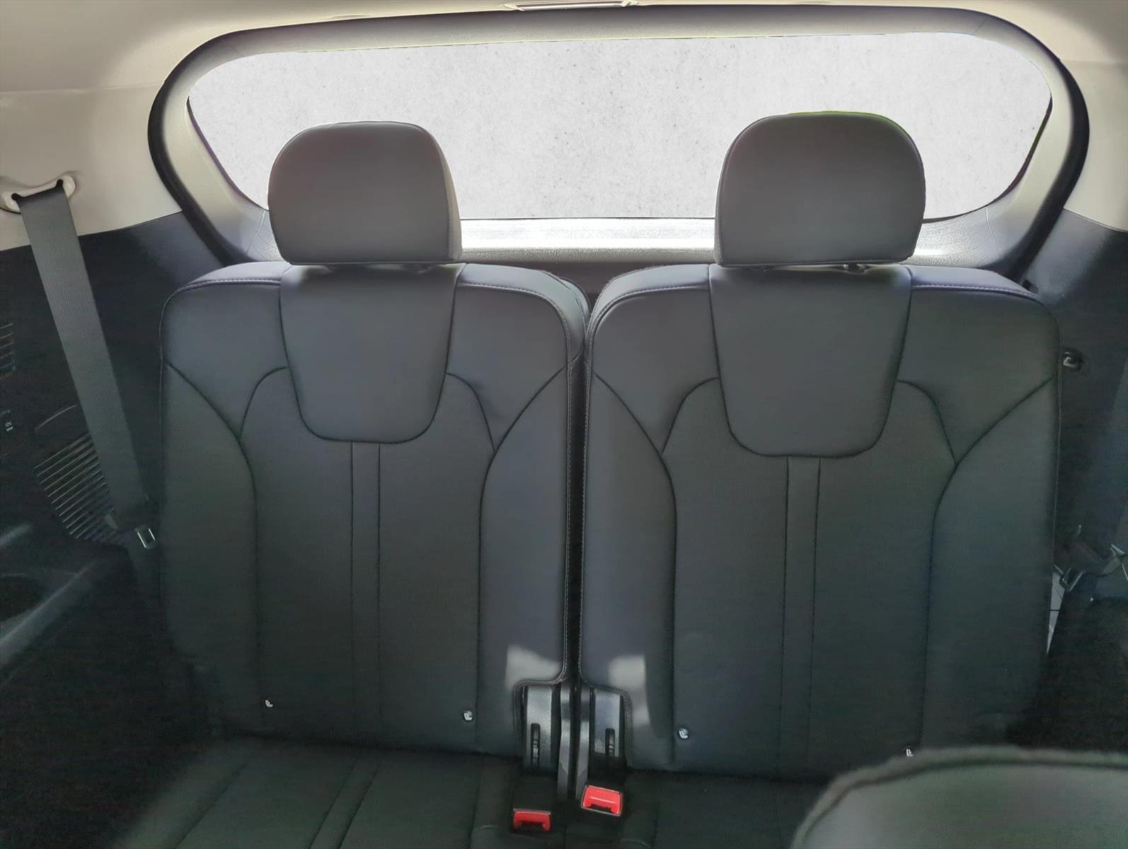 Used 2024 Aurora Black Kia EX image 21