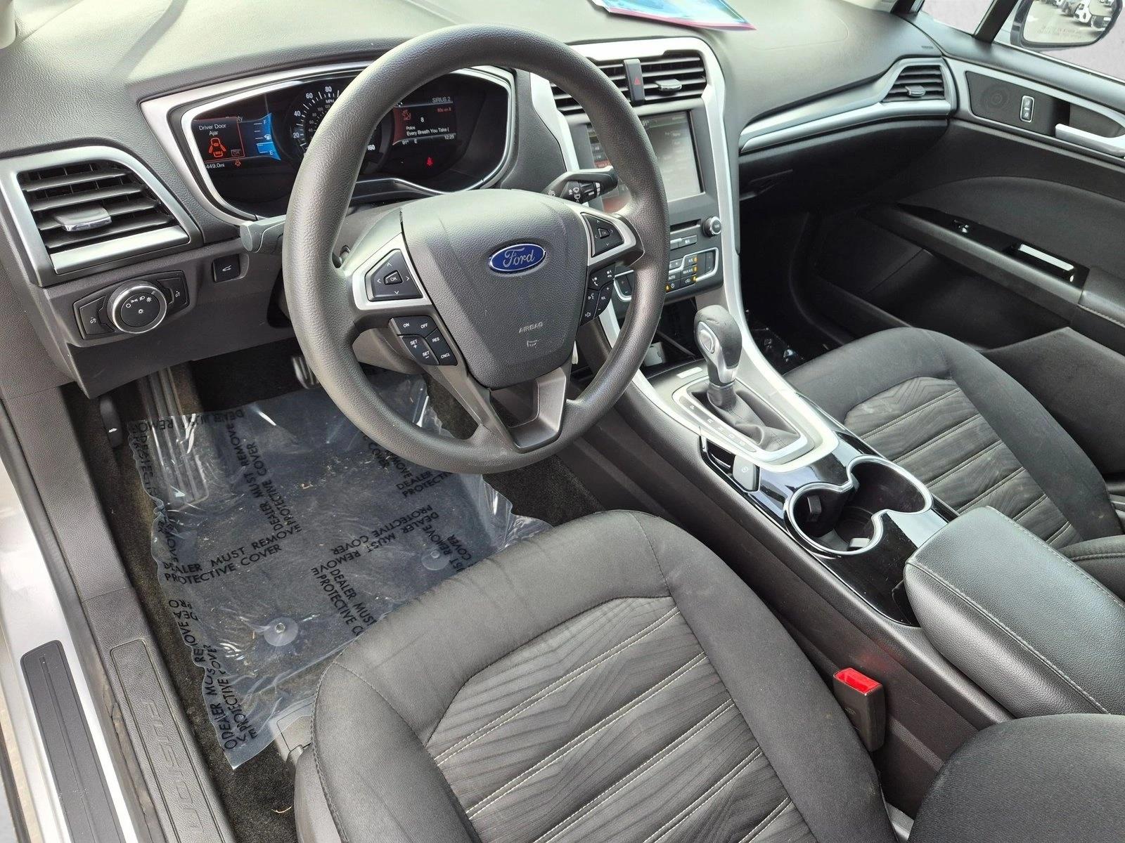 Used 2016 Ingot Silver Ford SE image 10