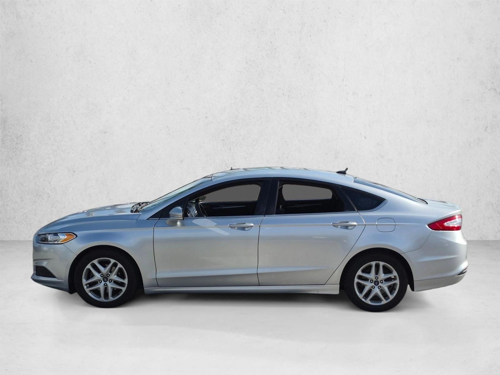 Used 2016 Ingot Silver Ford SE image 9