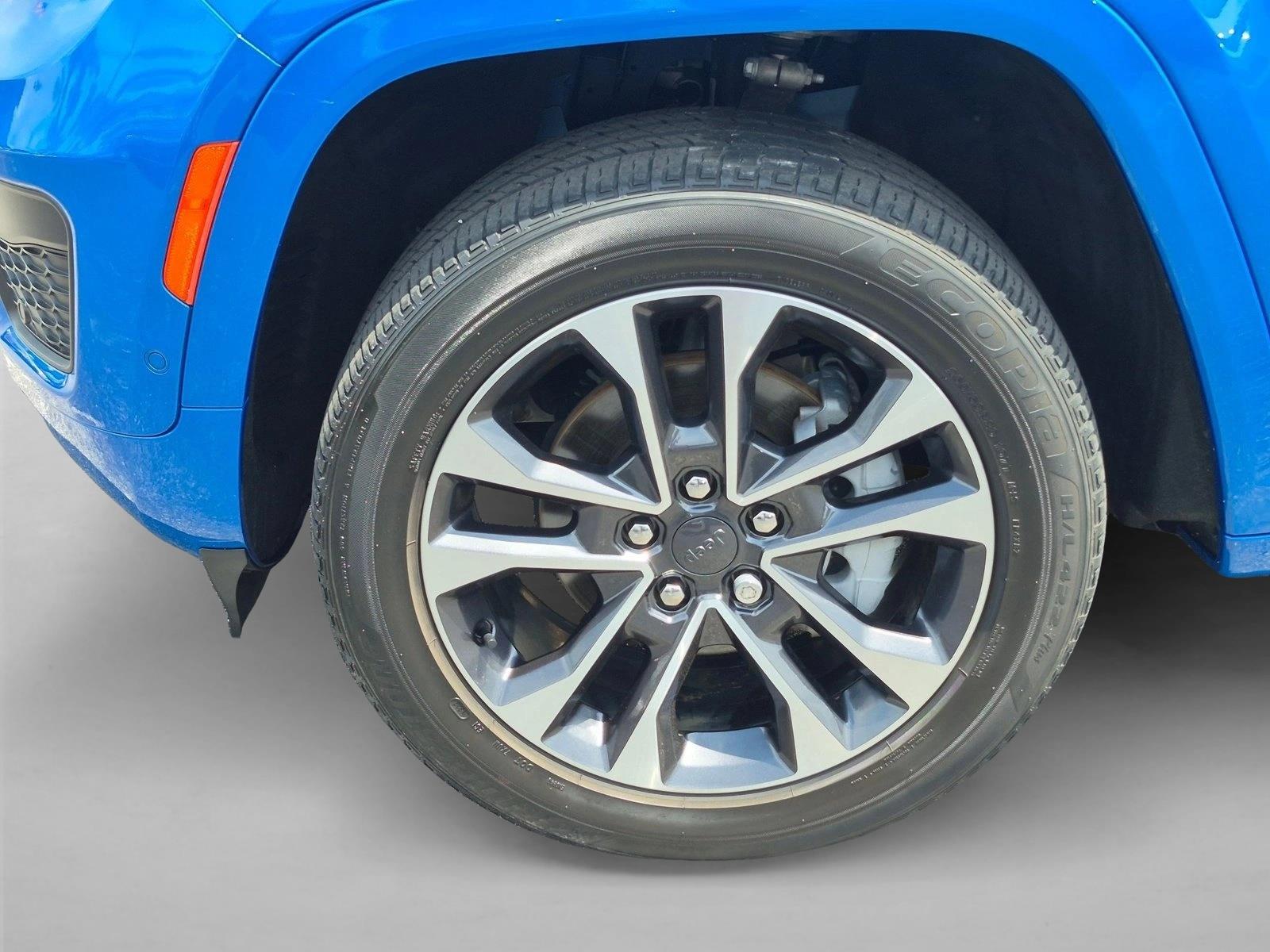 Used 2023 Hydro Blue Pearlcoat Jeep Overland image 24