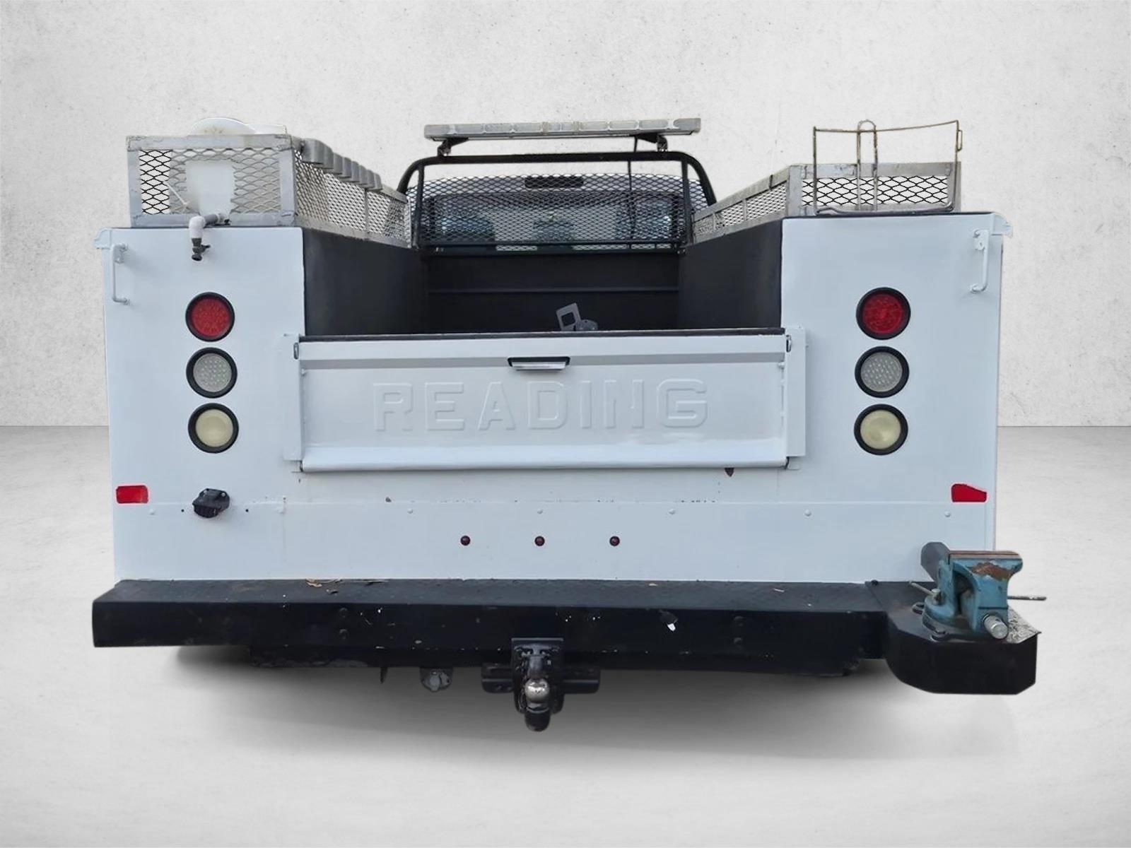 Used 2016 White Ford XL image 7