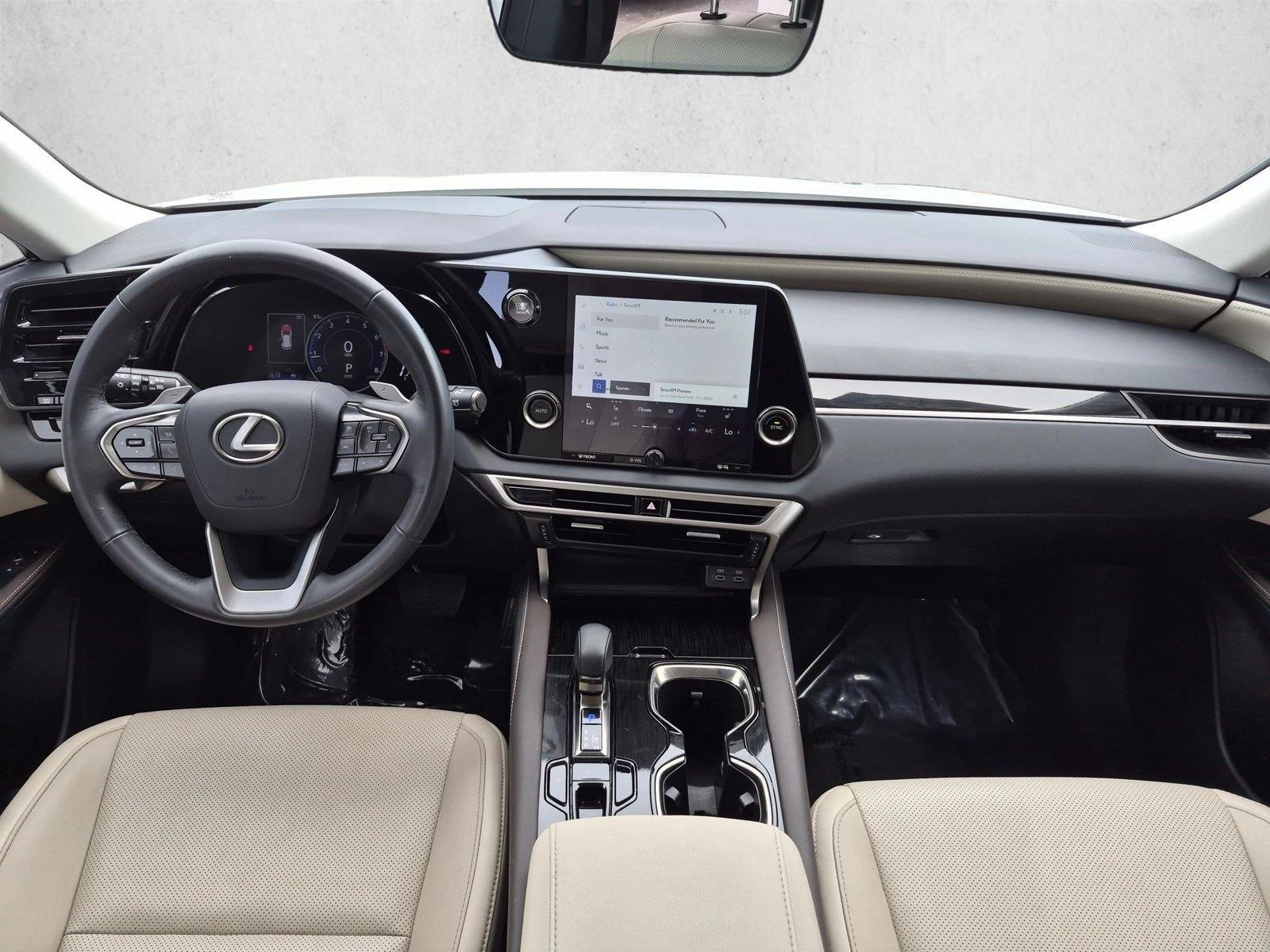 Used 2024 Eminent White Pearl Lexus RX 350 image 16