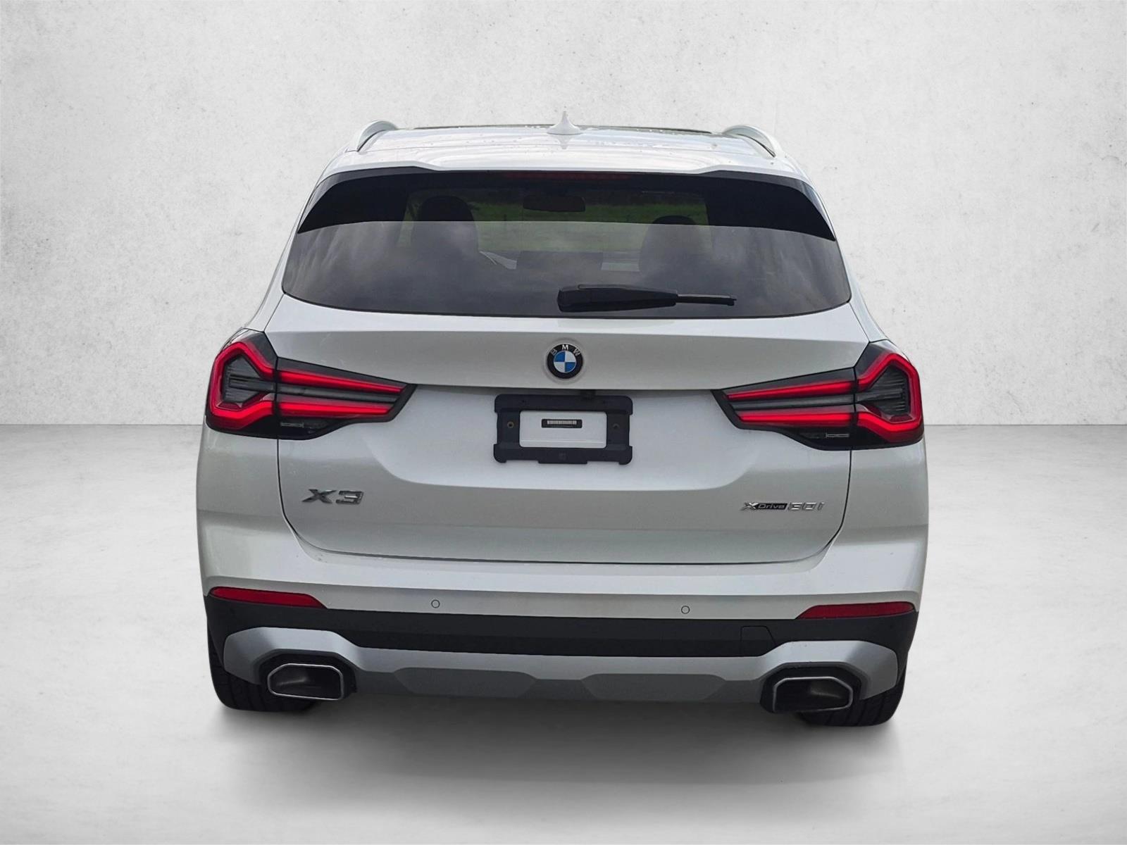 Used 2022 Mineral White Metallic BMW xDrive30i image 6