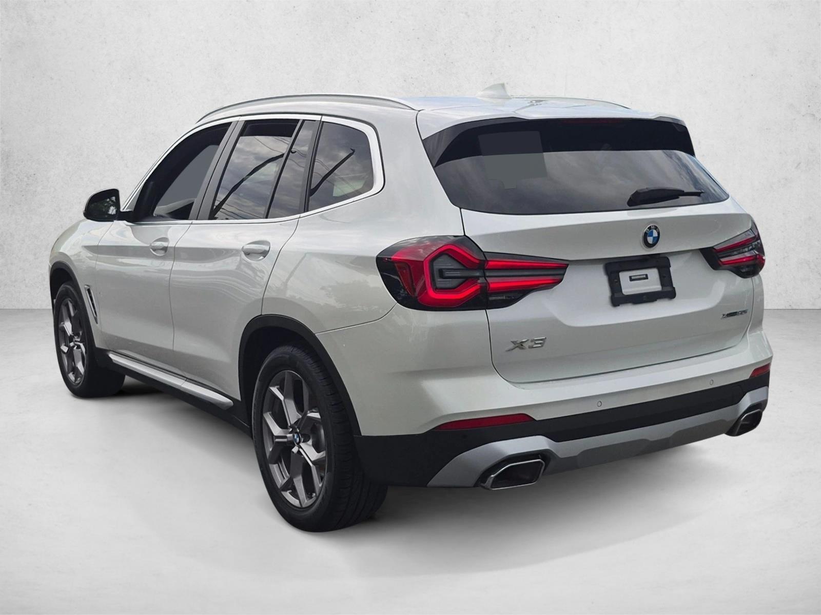 Used 2022 Mineral White Metallic BMW xDrive30i image 7