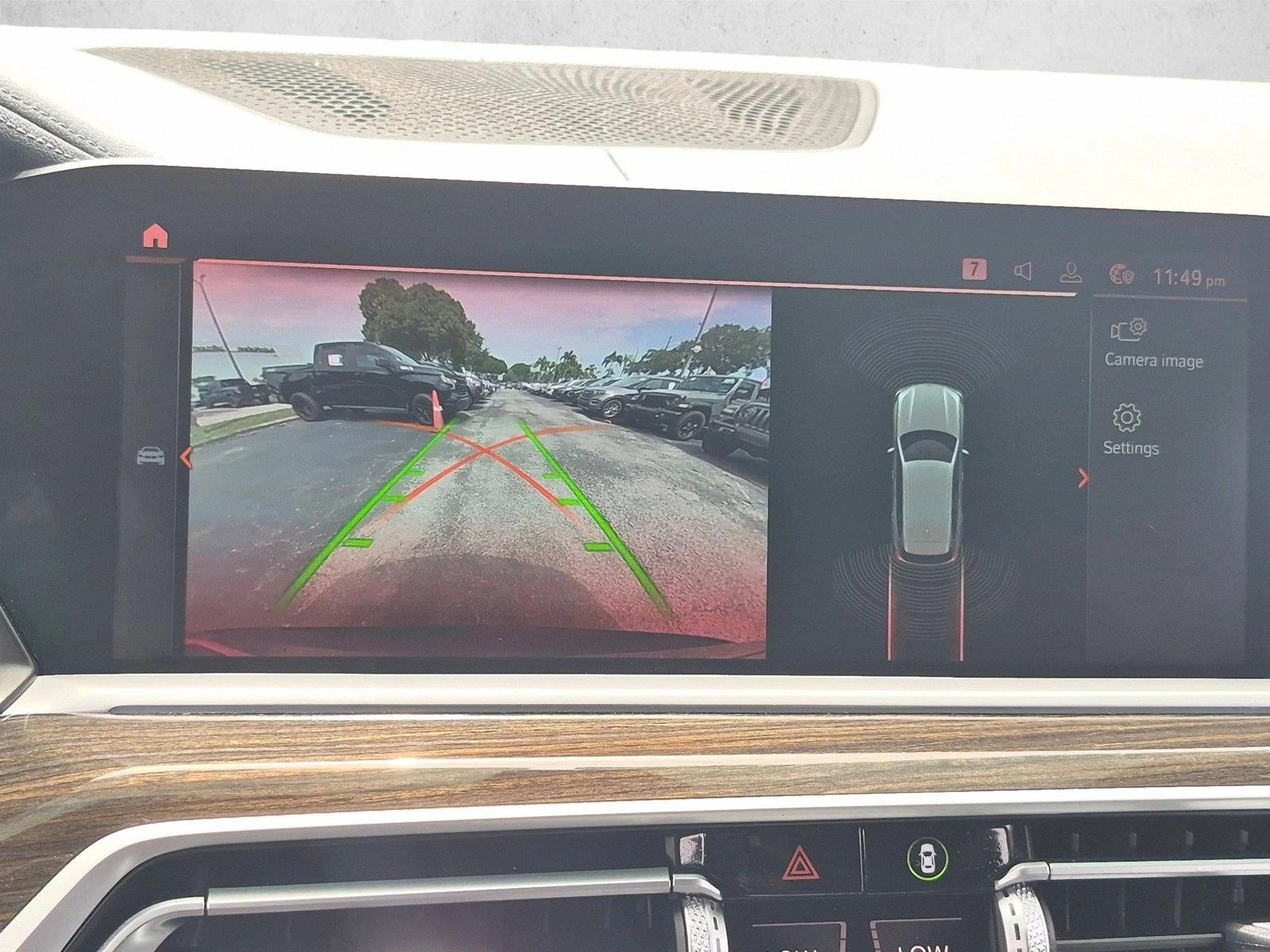 Used 2021 Jet Black BMW sDrive40i image 11