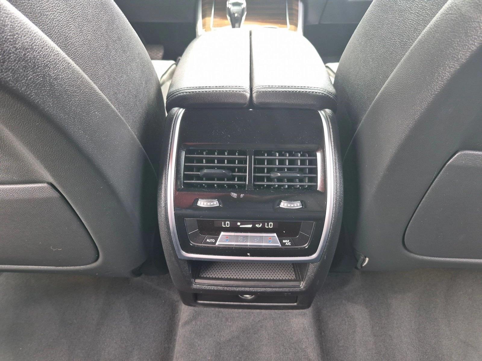 Used 2021 Jet Black BMW sDrive40i image 14