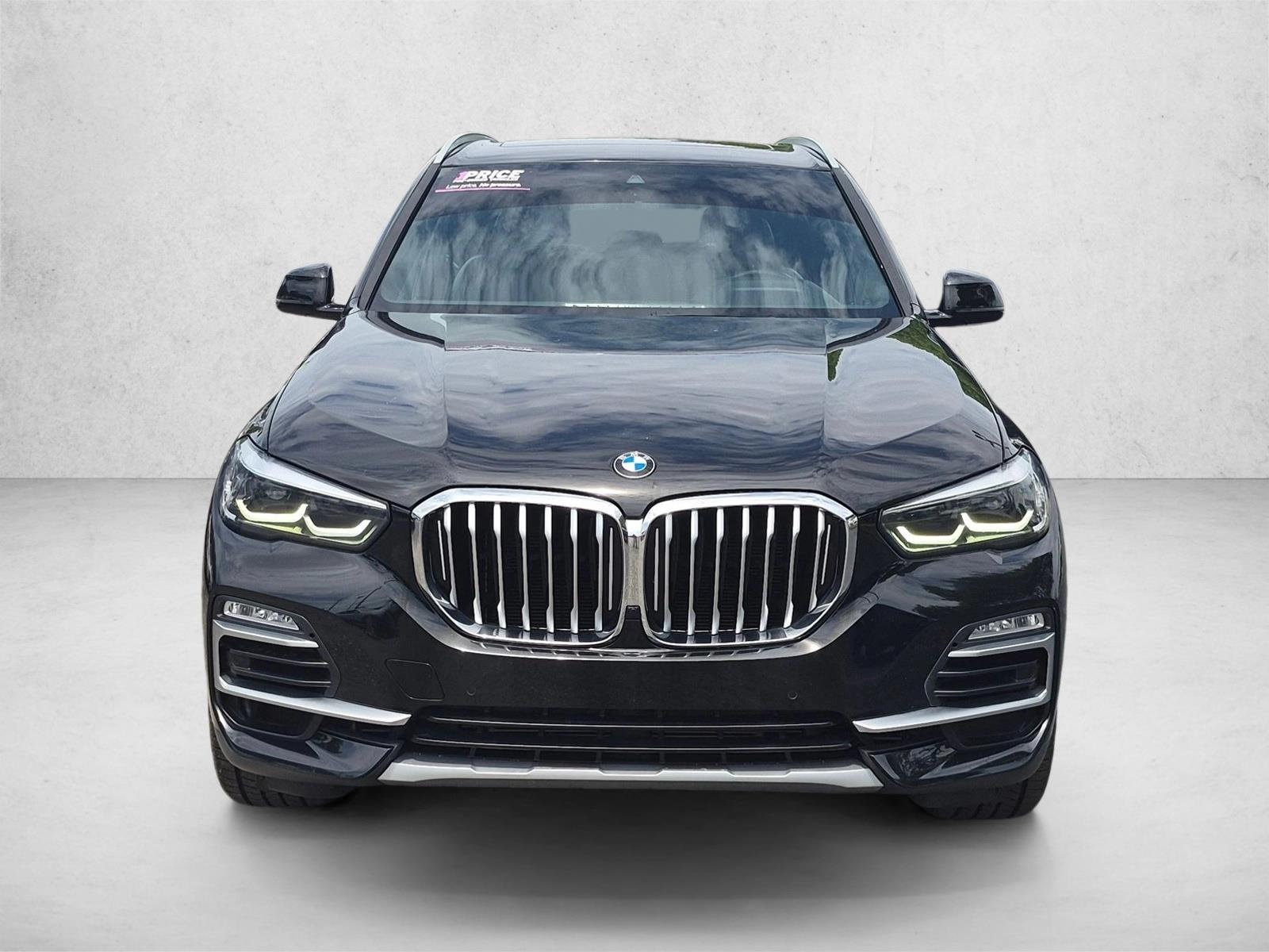 Used 2021 Jet Black BMW sDrive40i image 2