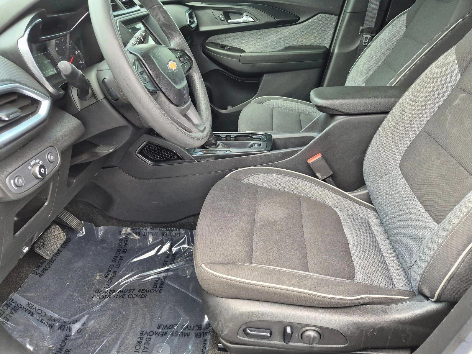 Used 2023 Summit White Chevrolet LT image 16
