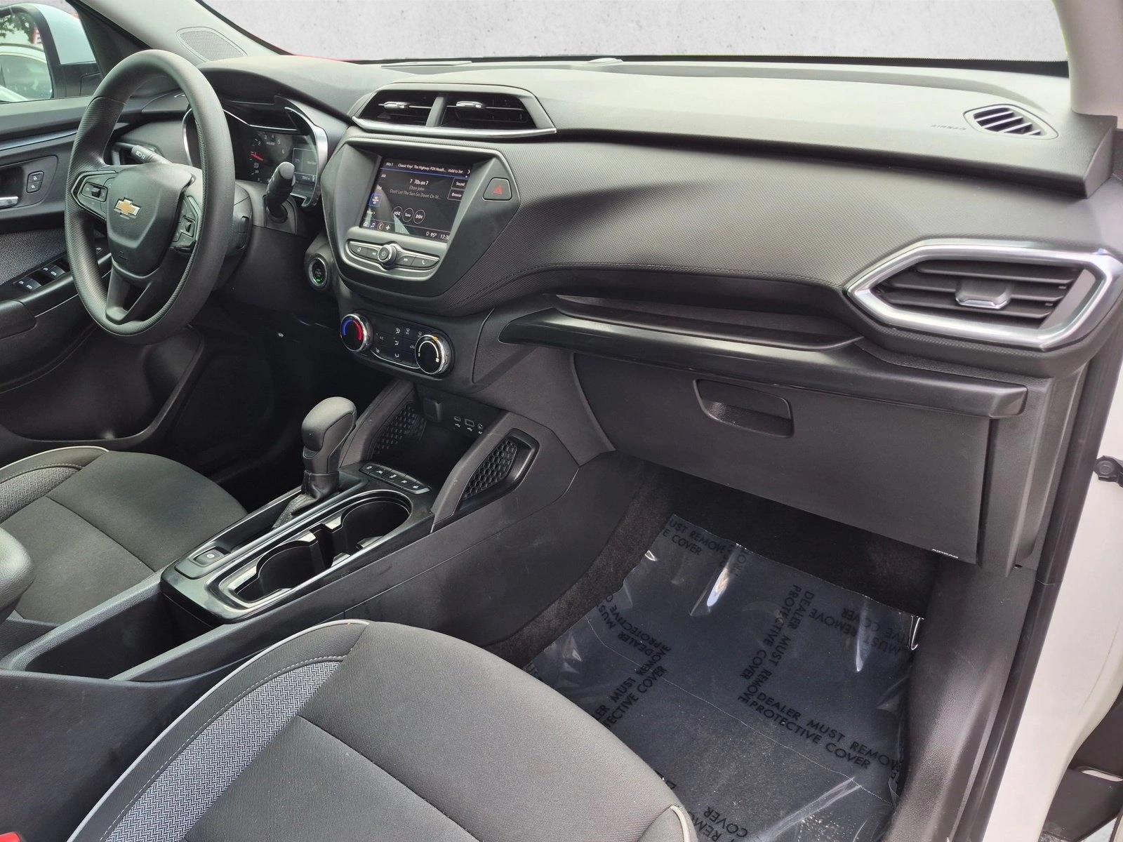 Used 2023 Summit White Chevrolet LT image 21
