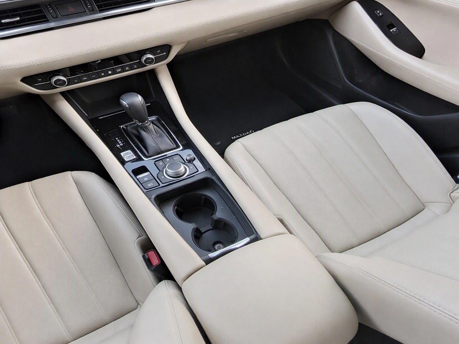 Used 2020 Snowflake White Pearl Mica Mazda Touring image 19