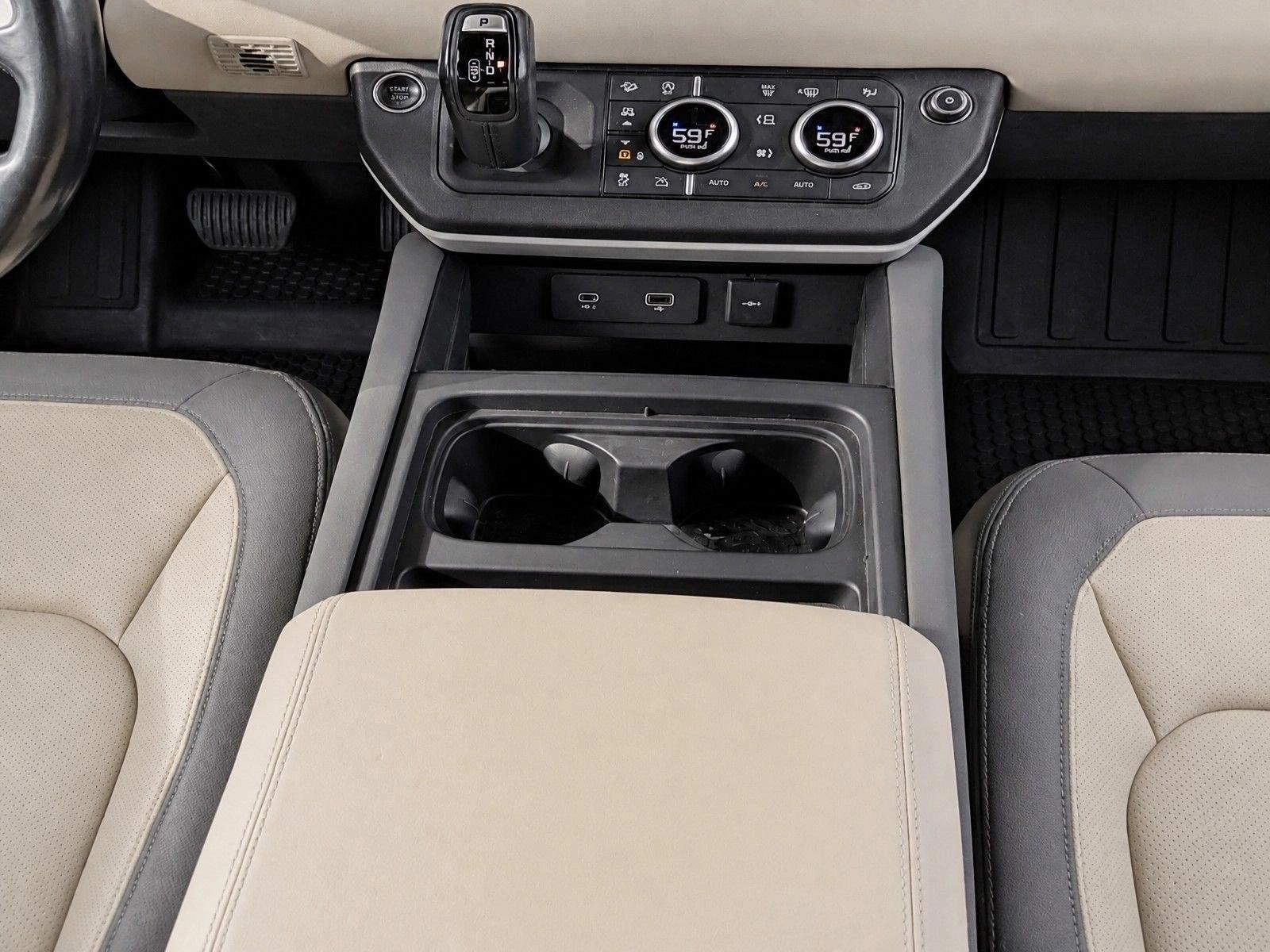 Used 2023 Santorini Black Metallic Land Rover X-Dynamic SE image 18