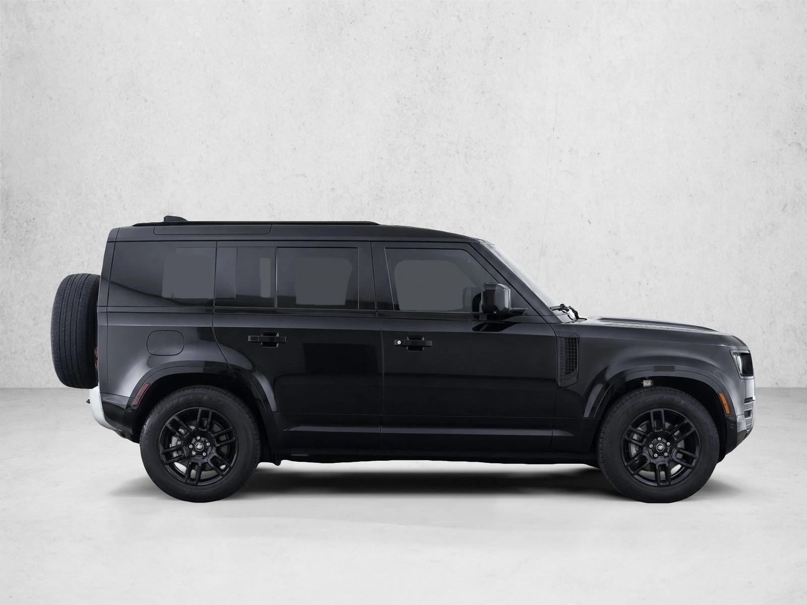 Used 2023 Santorini Black Metallic Land Rover X-Dynamic SE image 8