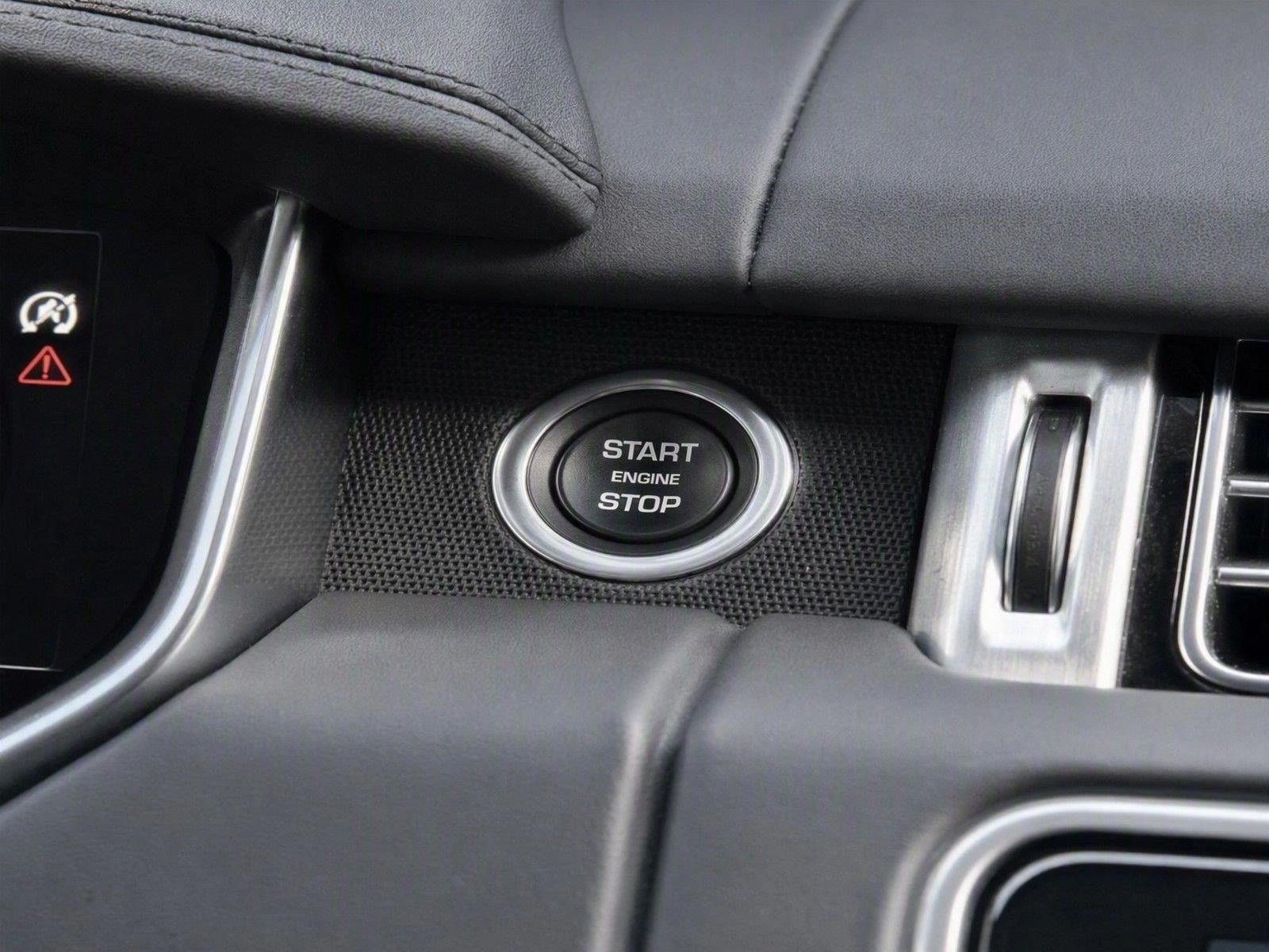 Used 2021 Silicon Silver Pre Land Rover P525 Westminster image 22