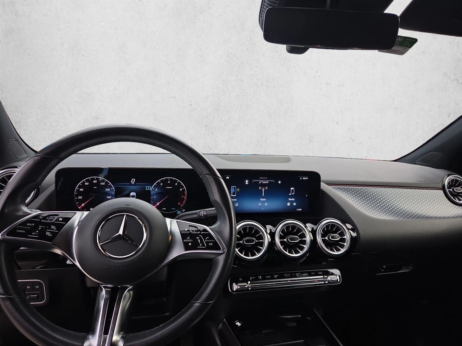 Used 2025 Night Black Mercedes-Benz GLA 250 image 15