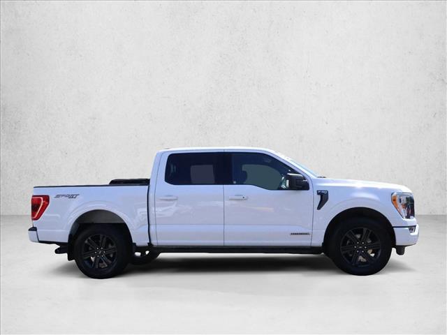 View vehicle photo 4