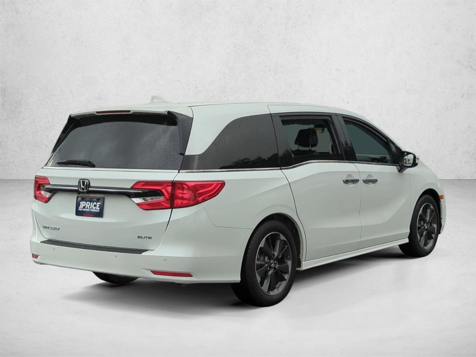 Used 2022 Platinum White Pearl Honda Elite image 5