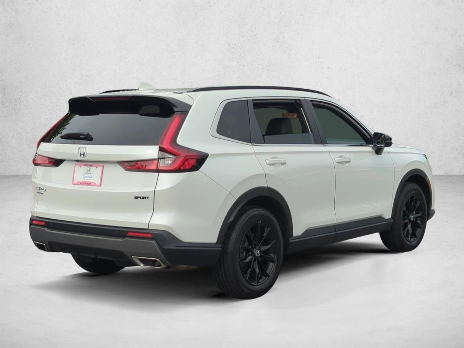 Used 2024 Platinum White Pearl Honda Sport-L image 5