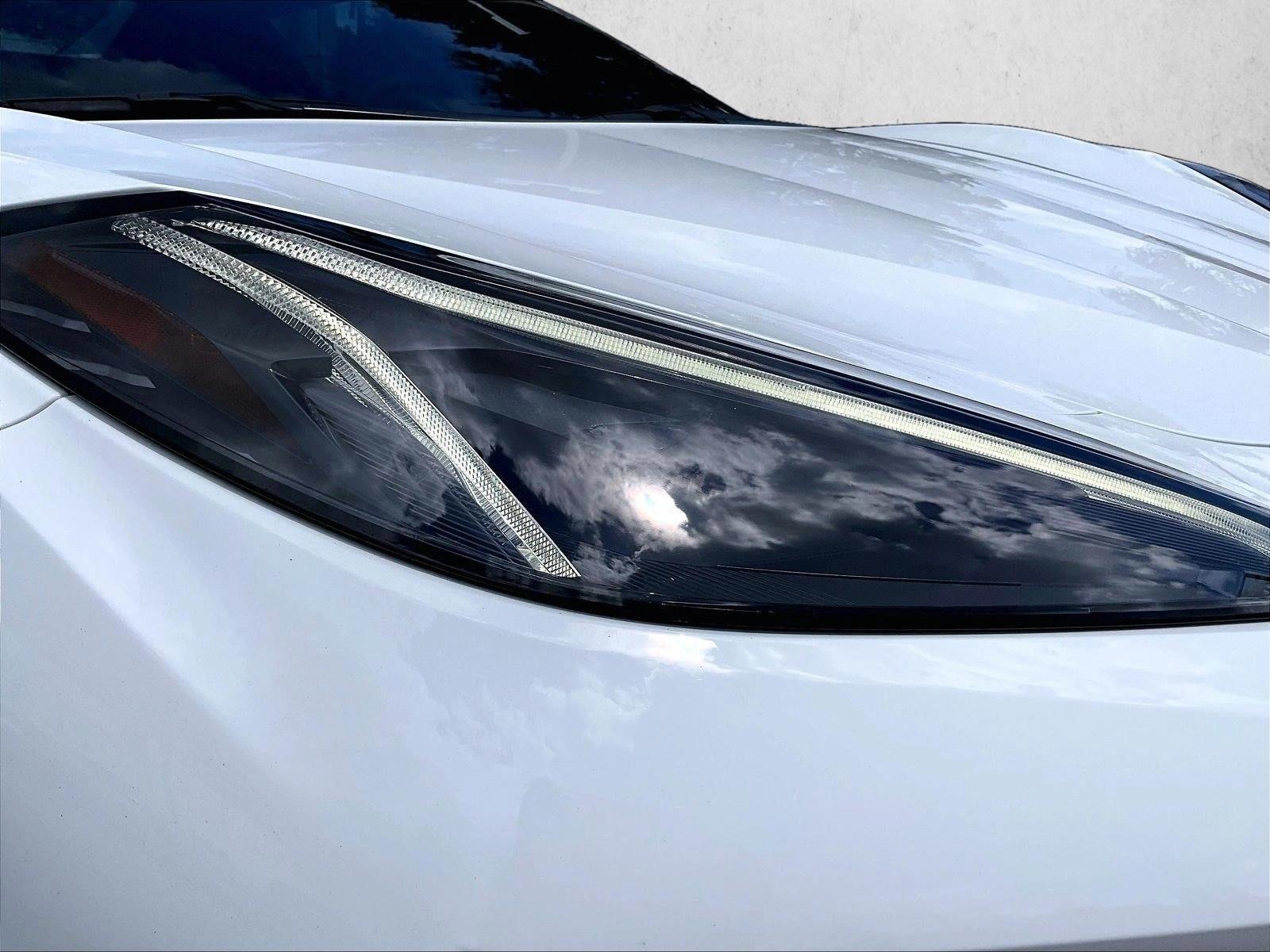 Used 2024 Arctic White Chevrolet 2LZ image 27