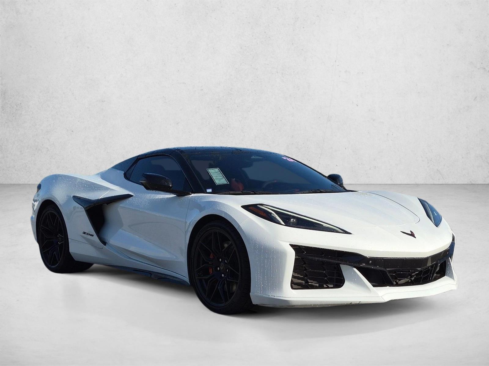 Used 2024 Arctic White Chevrolet 2LZ image 3