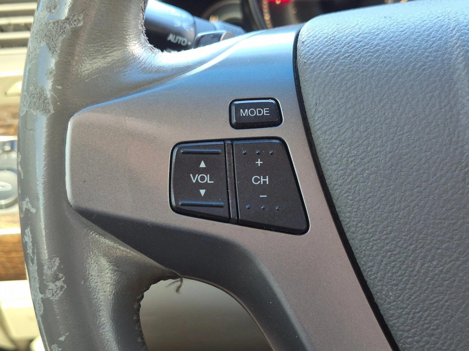 Used 2011 Polished Metal Metallic Acura Tech Pkg image 4