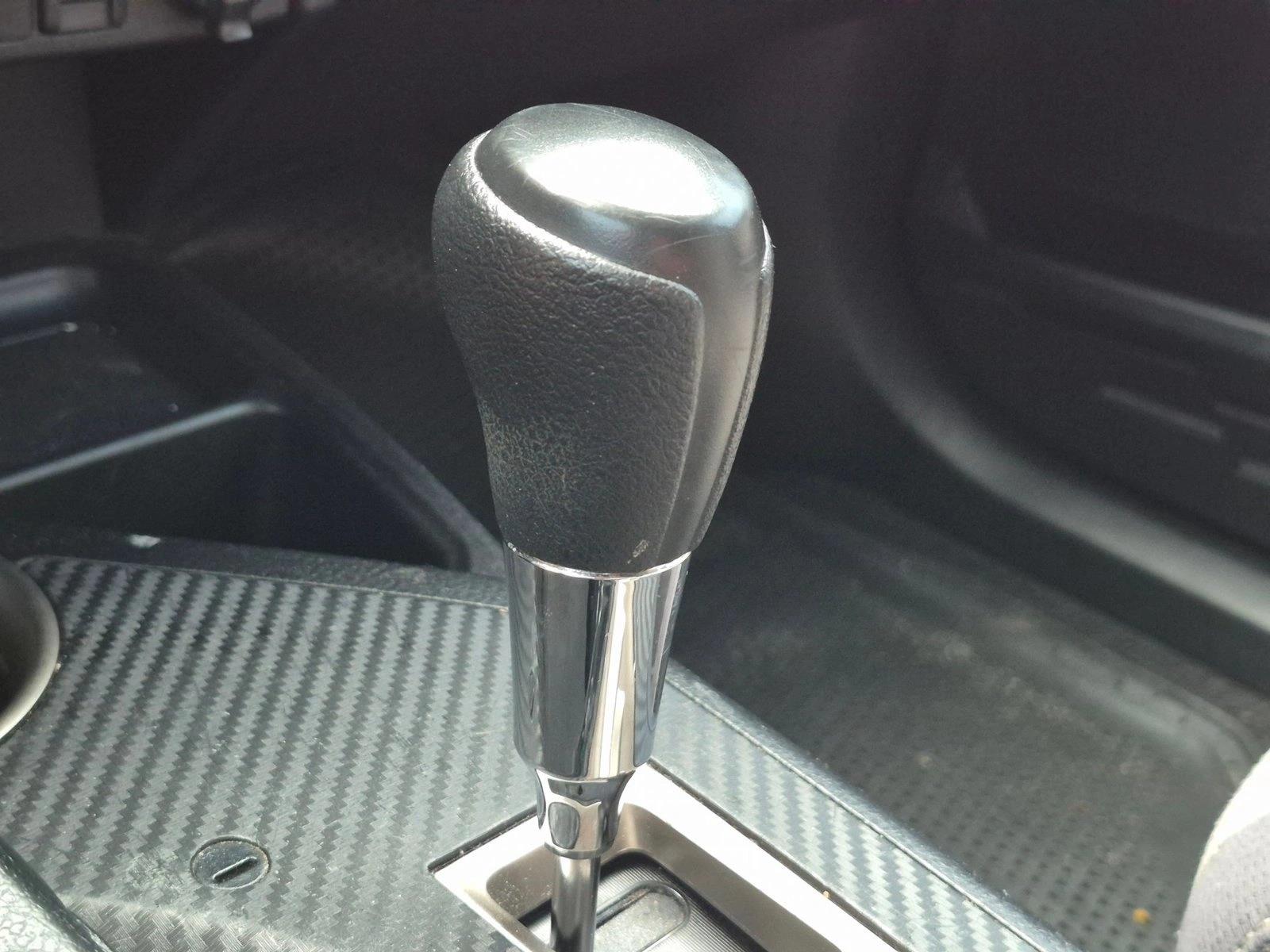Used 2013 Black Toyota XLE image 8