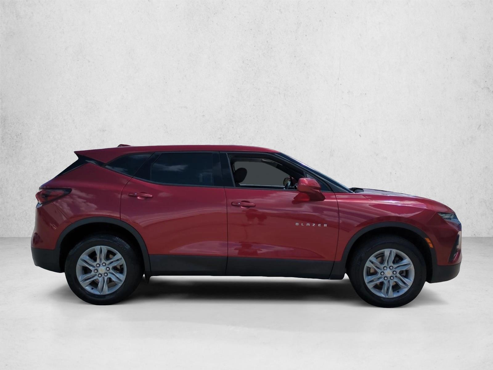 Used 2019 Cajun Red Tintcoat Chevrolet  image 4