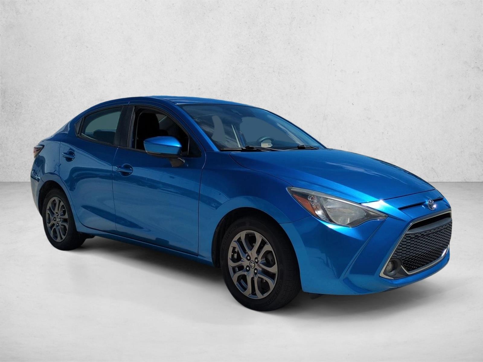 Used 2019 Sapphire Toyota LE image 3