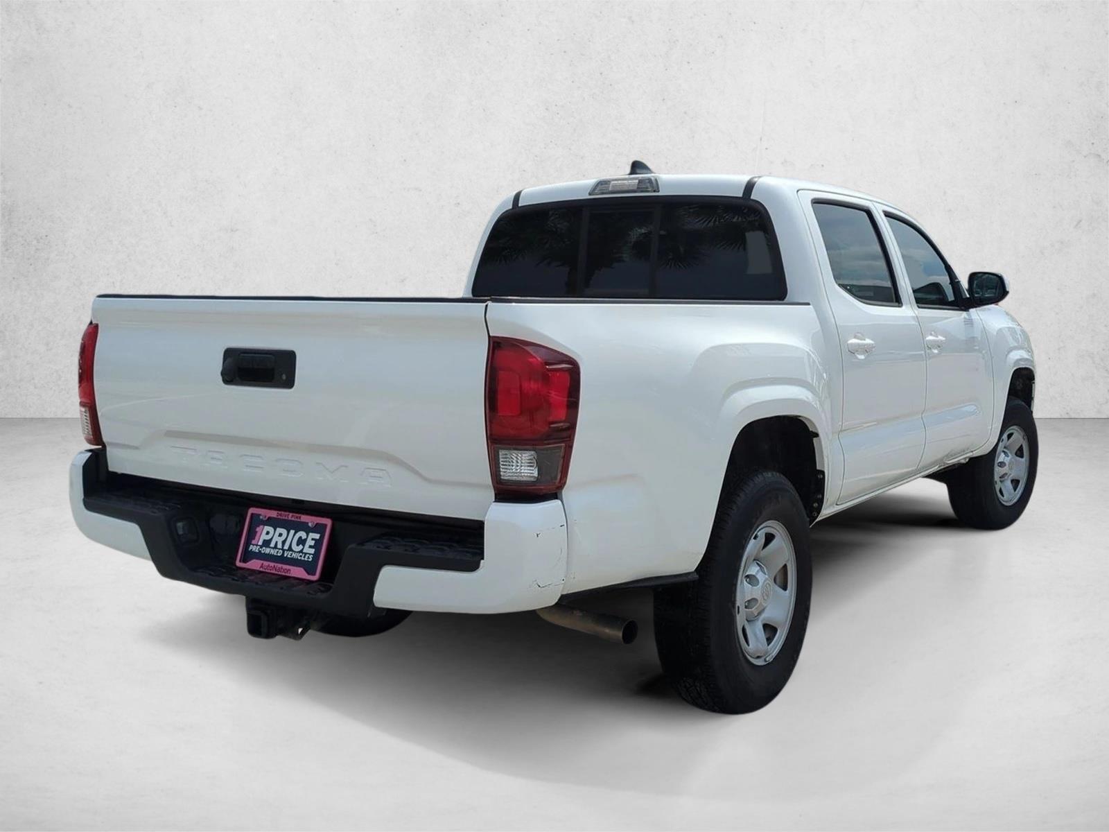 Used 2023 Ice Cap Toyota SR image 5