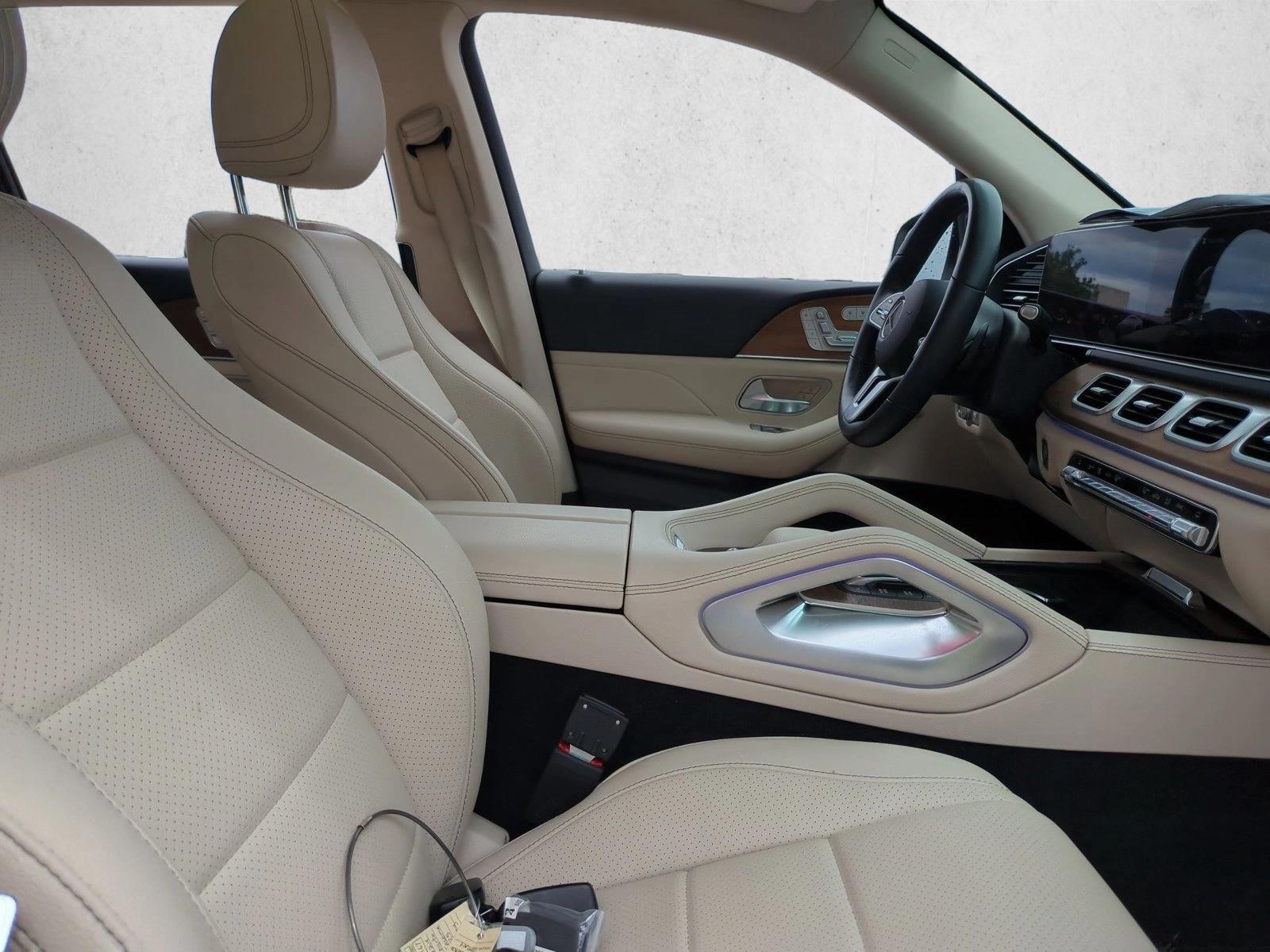 Used 2021 Polar White Mercedes-Benz GLS 450 image 22