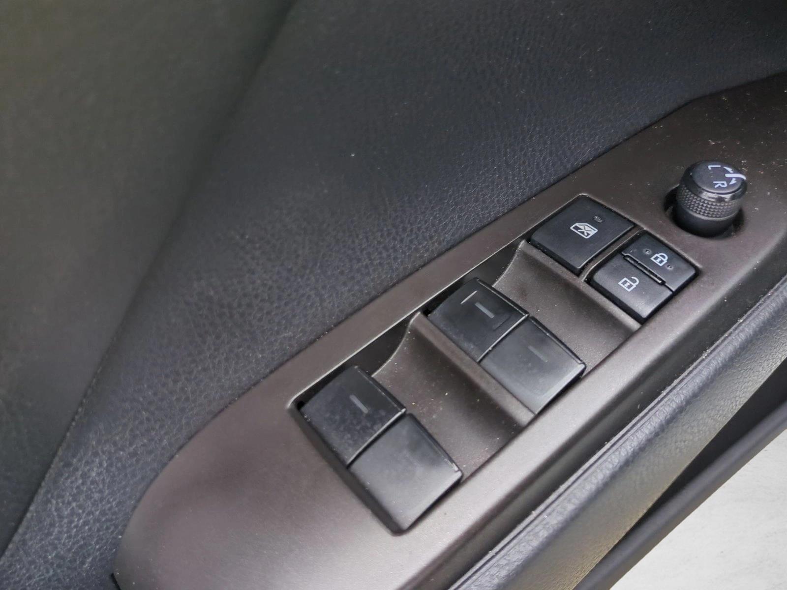 Used 2022 Ice Edge Toyota SE image 12