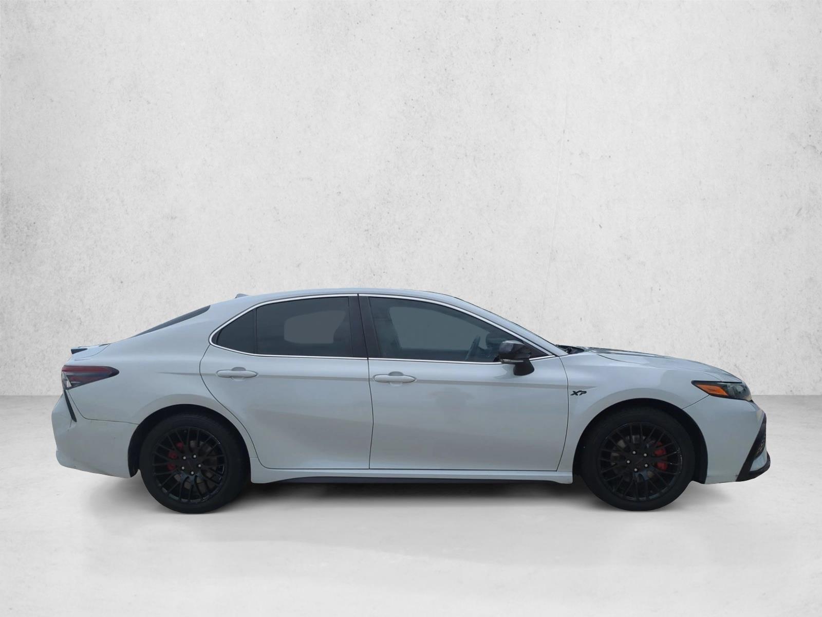 Used 2022 Ice Edge Toyota SE image 4