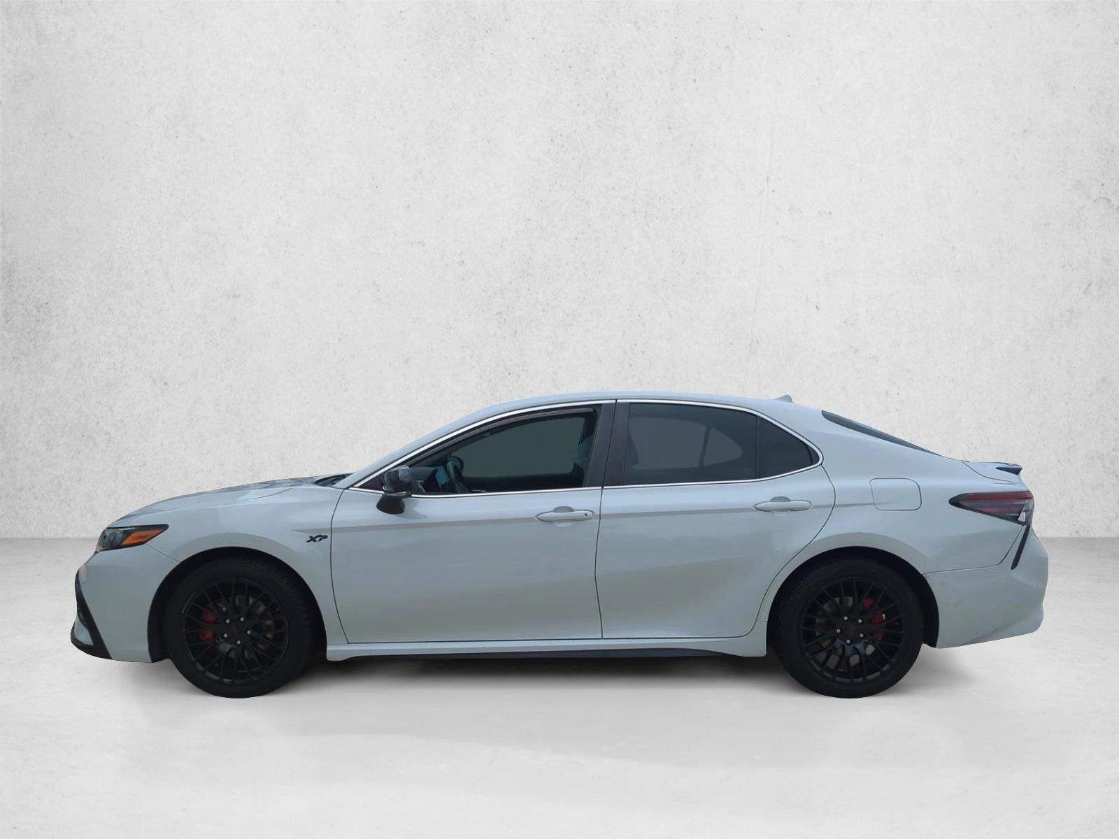 Used 2022 Ice Edge Toyota SE image 8