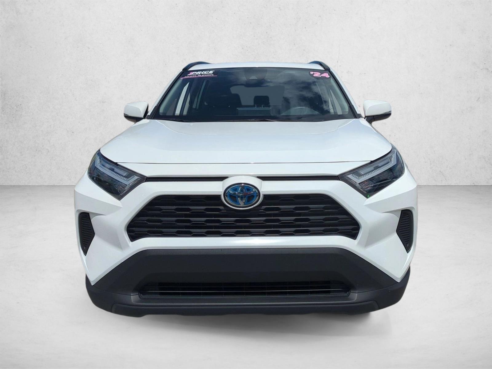 Used 2024 Ice Cap Toyota Hybrid XLE image 2