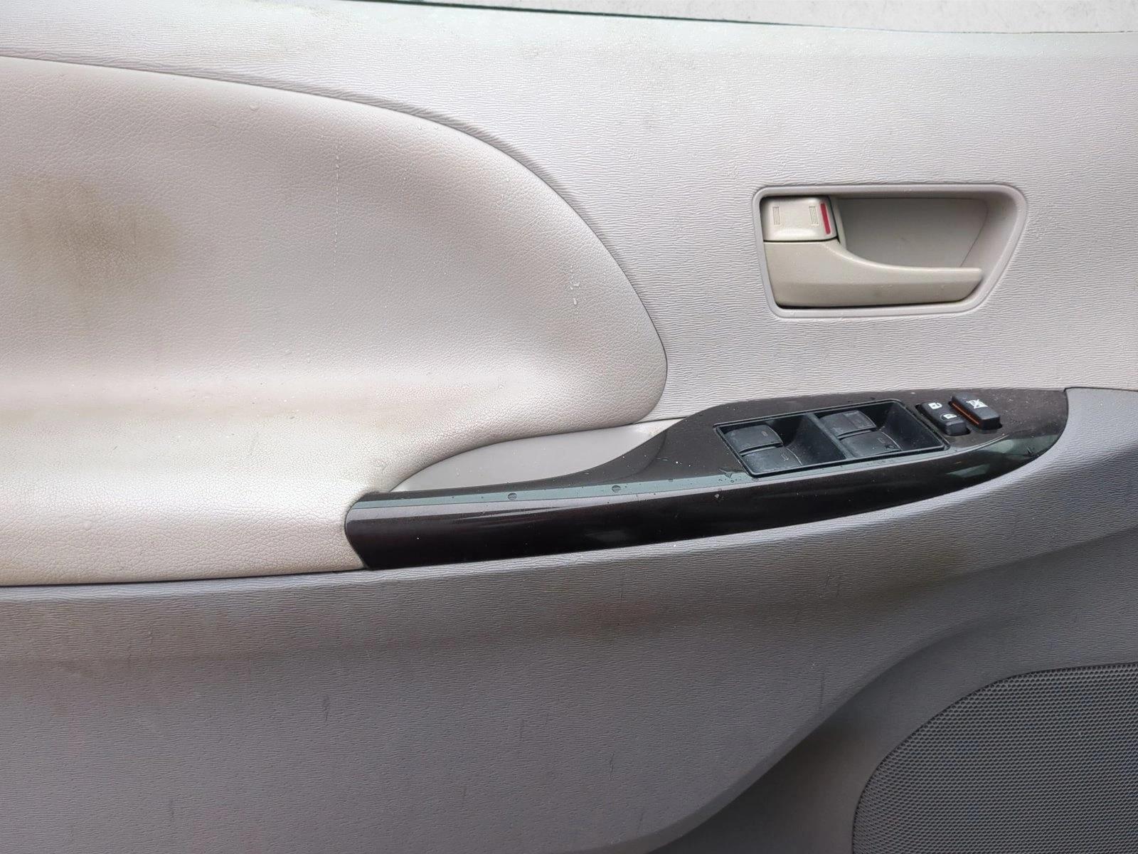 Used 2014 Shoreline Blue Pearl Toyota LE image 11