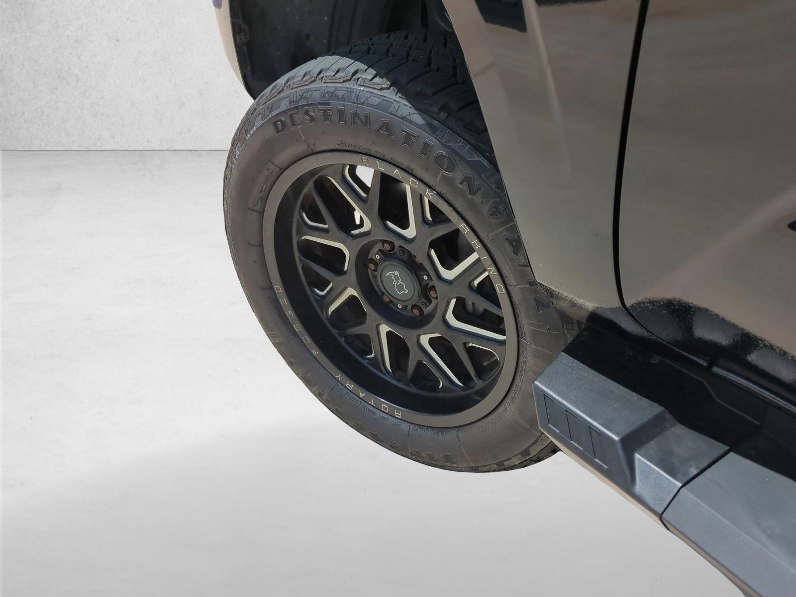 Used 2019 Midnight Black Metallic Toyota SR image 10