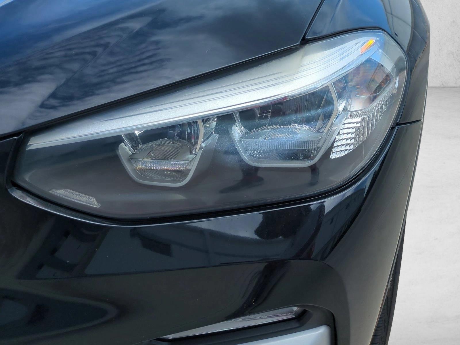 Used 2019 Jet Black BMW sDrive30i image 9