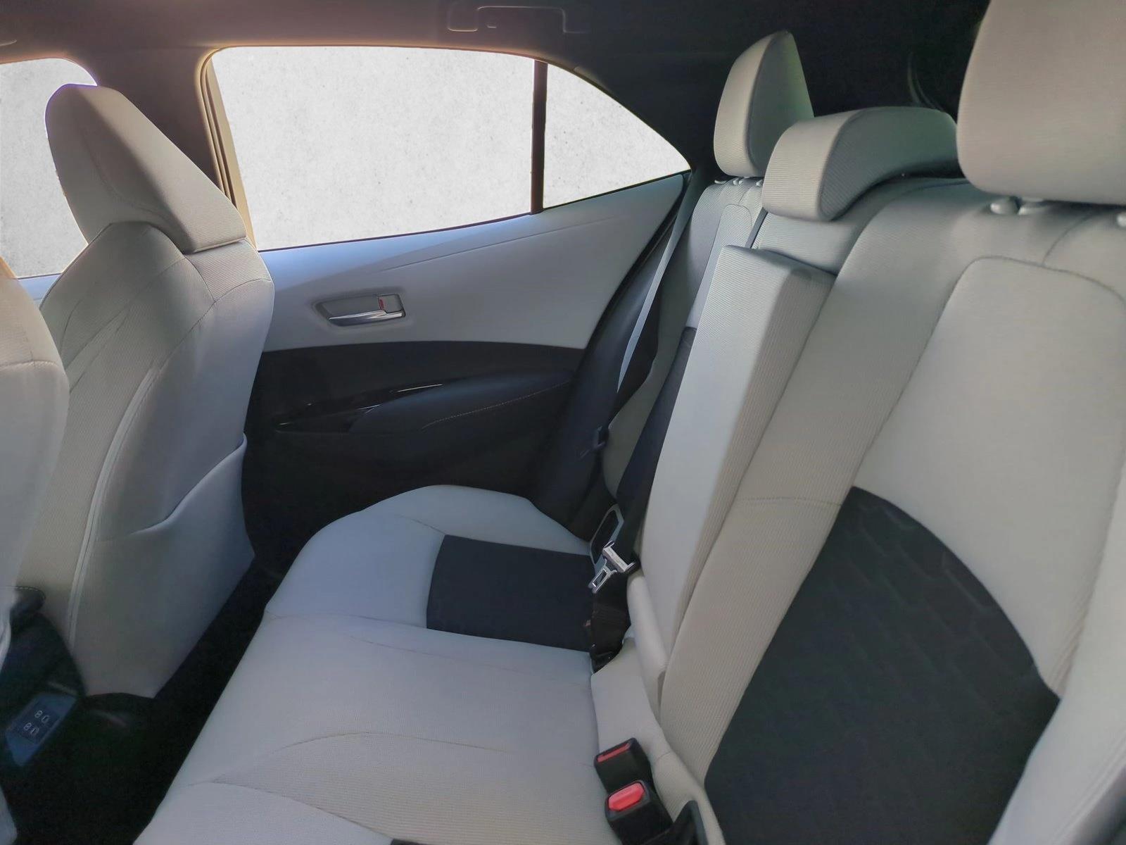 Used 2026 Magnetic w/Black Toyota SE image 17