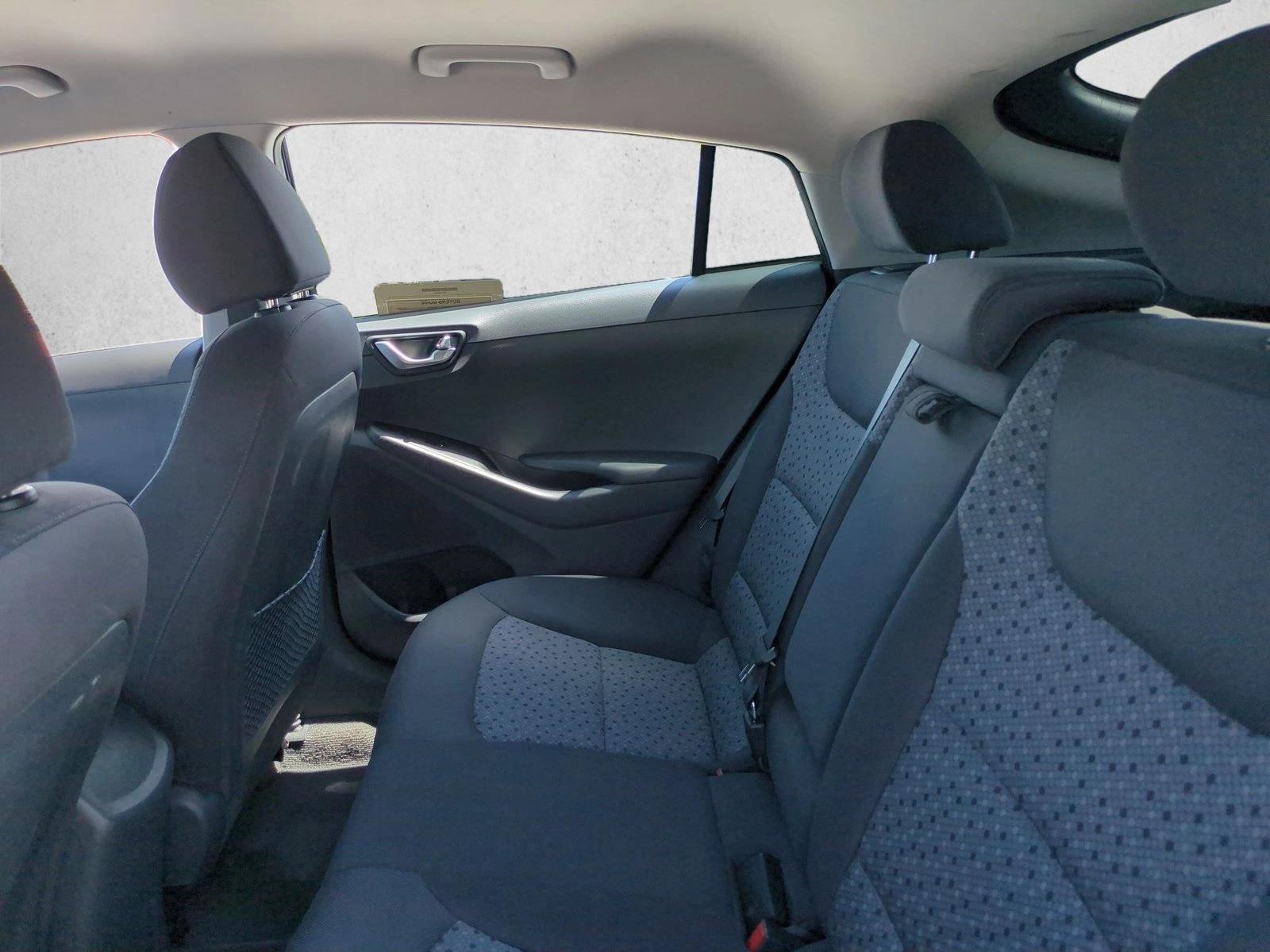 Used 2017 Black Noir Pearl Hyundai SEL image 17