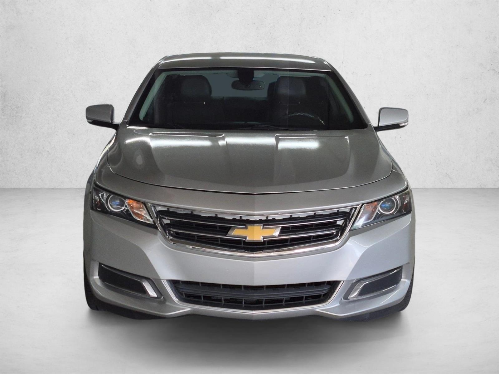 Used 2017 Silver Ice Metallic Chevrolet LT image 2