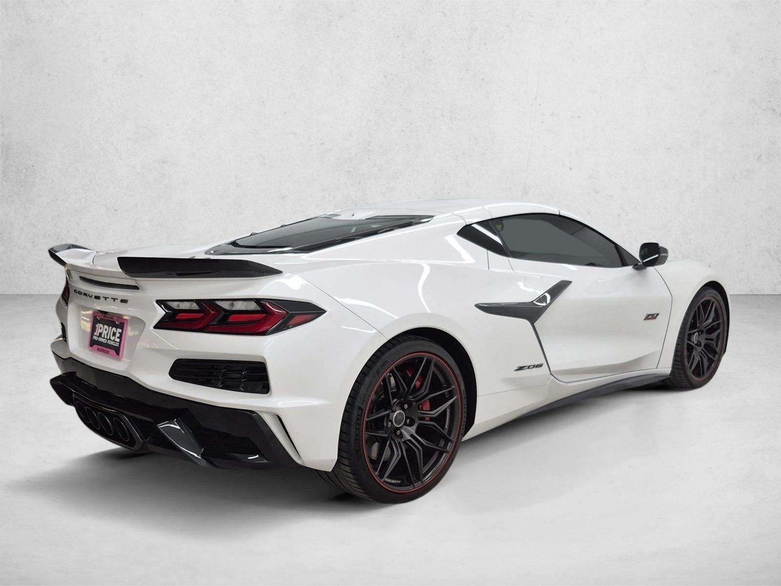 Used 2023 White Pearl Metallic Tricoat Chevrolet 3LZ image 5