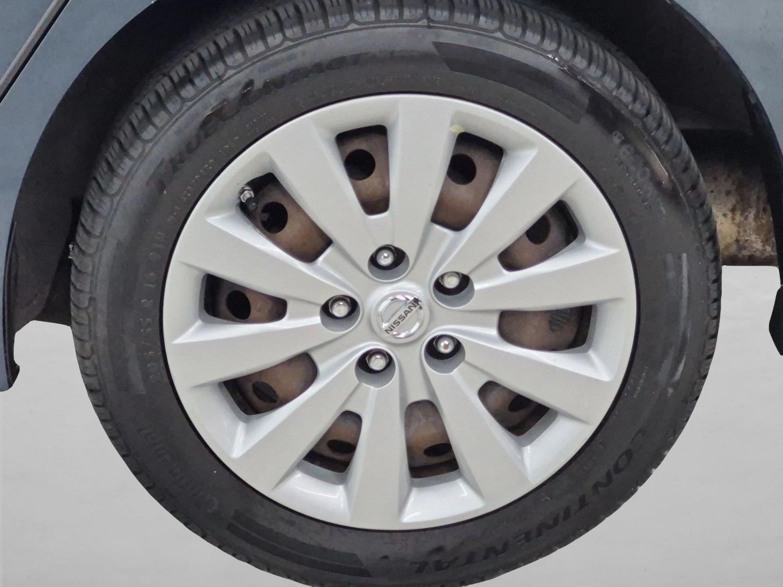 Used 2013 Graphite Blue Nissan SV image 20