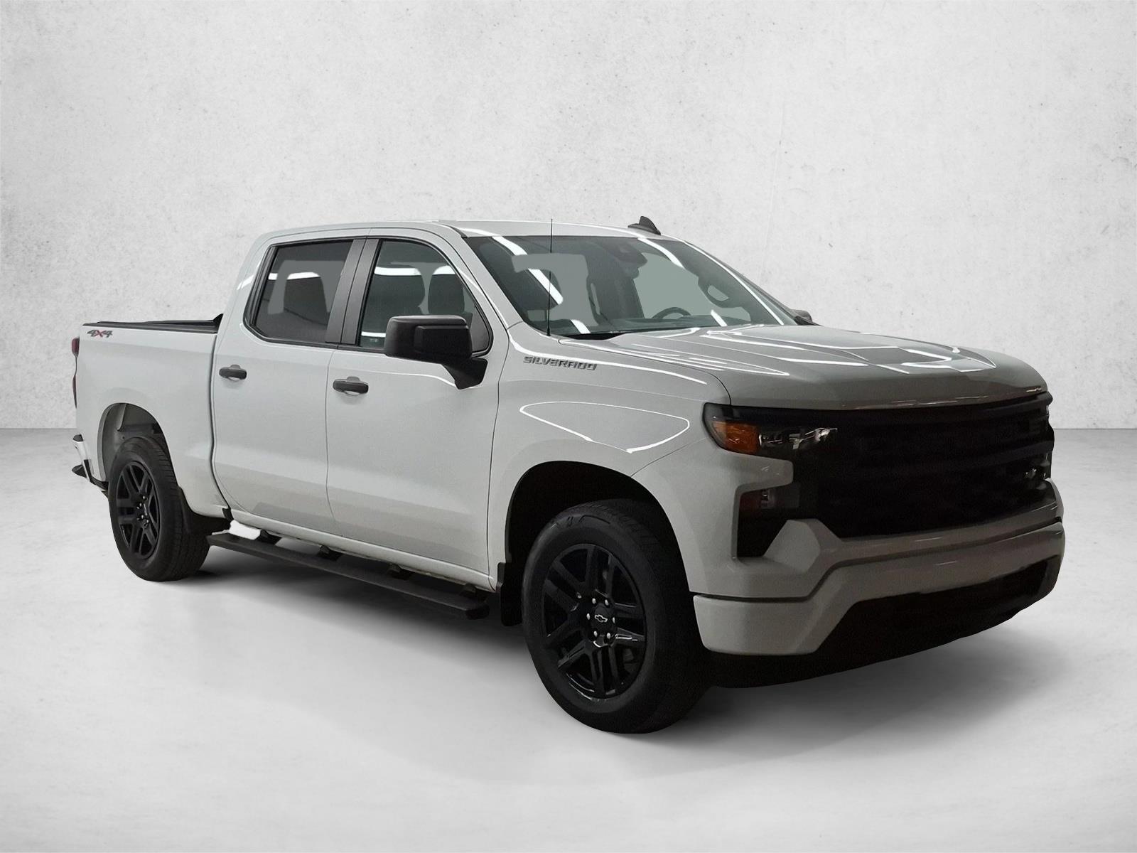 Used 2024 Summit White Chevrolet Custom image 3