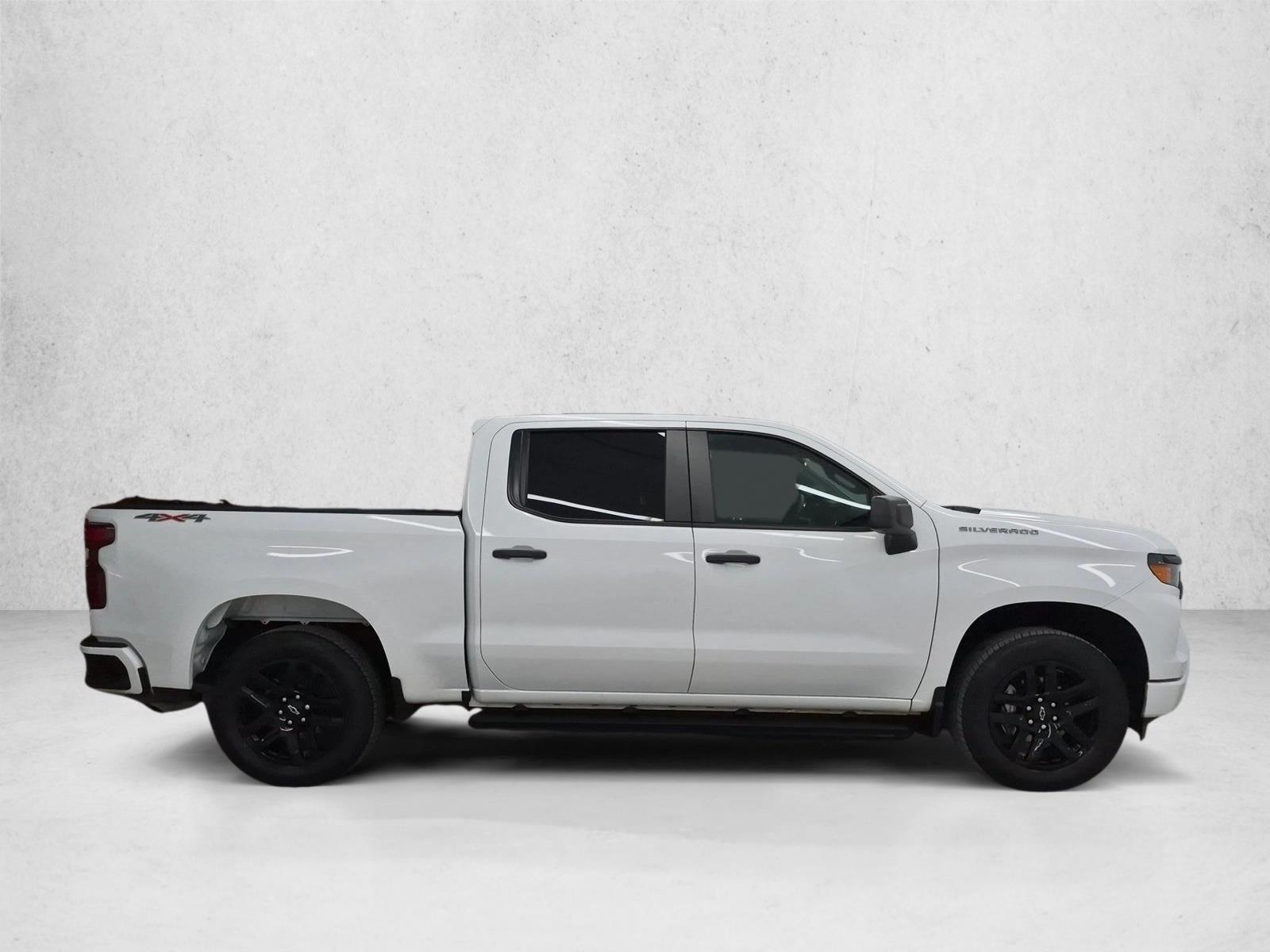 Used 2024 Summit White Chevrolet Custom image 4