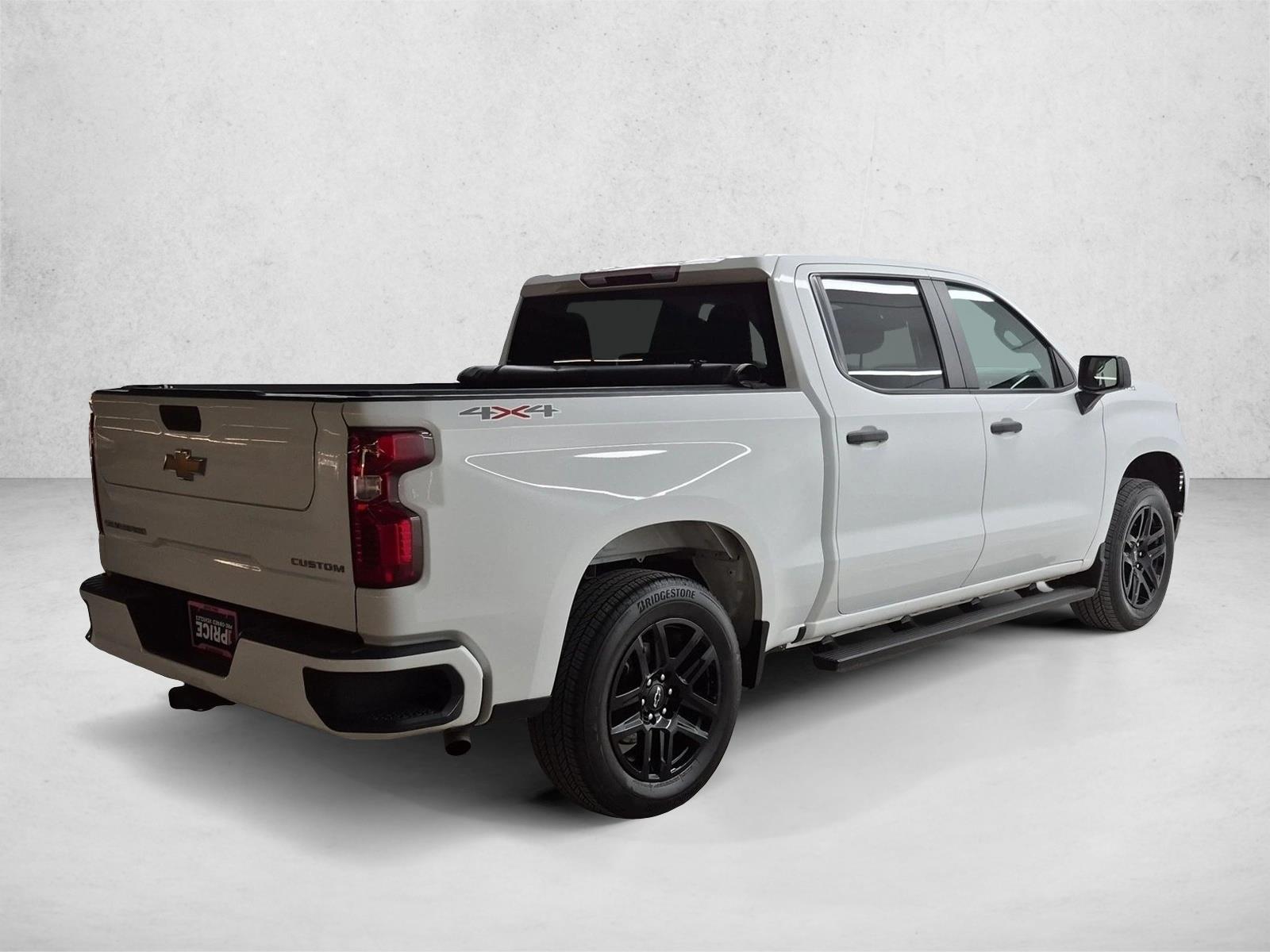 Used 2024 Summit White Chevrolet Custom image 5