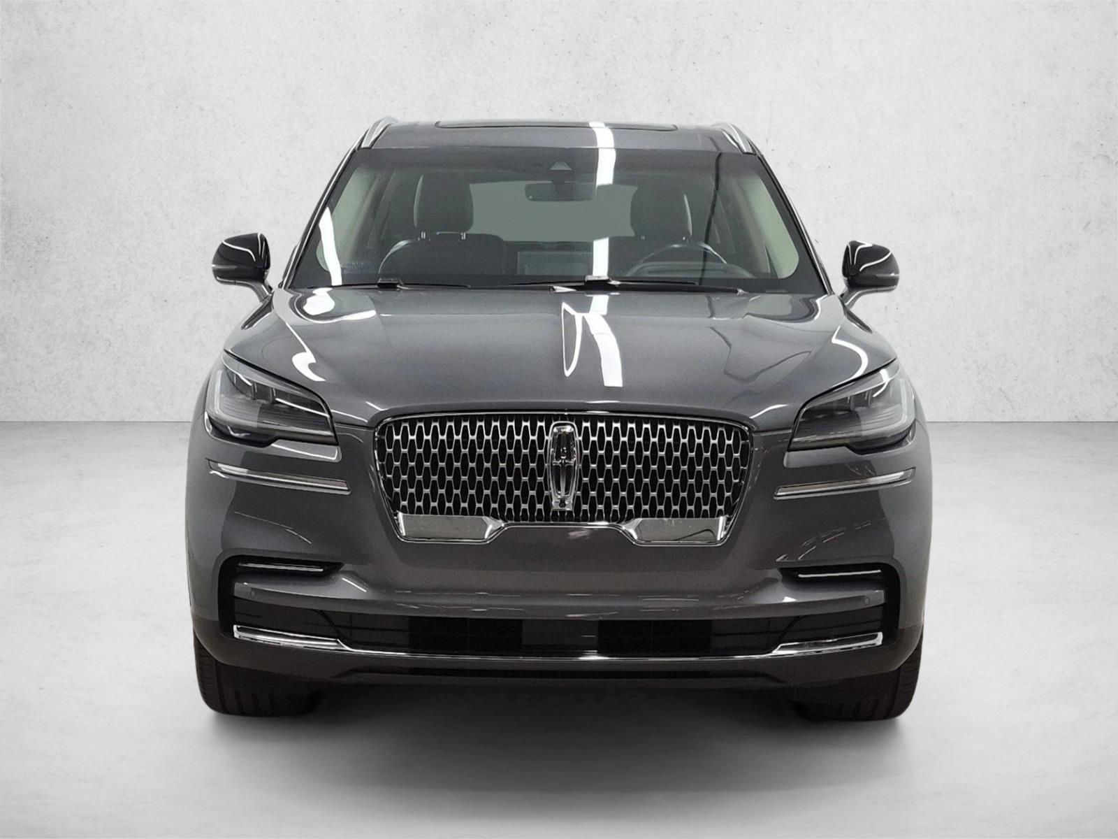 Used 2022 Asher Gray Metallic Clearcoat Lincoln Reserve image 2