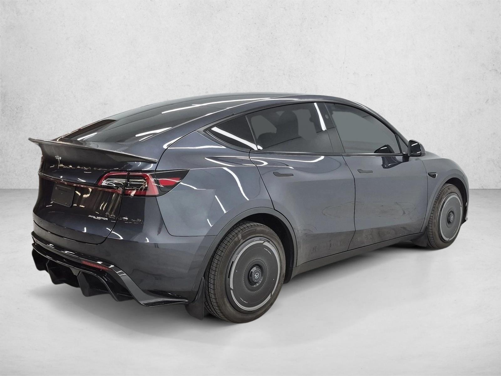 Used 2024 Silver/Gray Tesla Long Range image 5