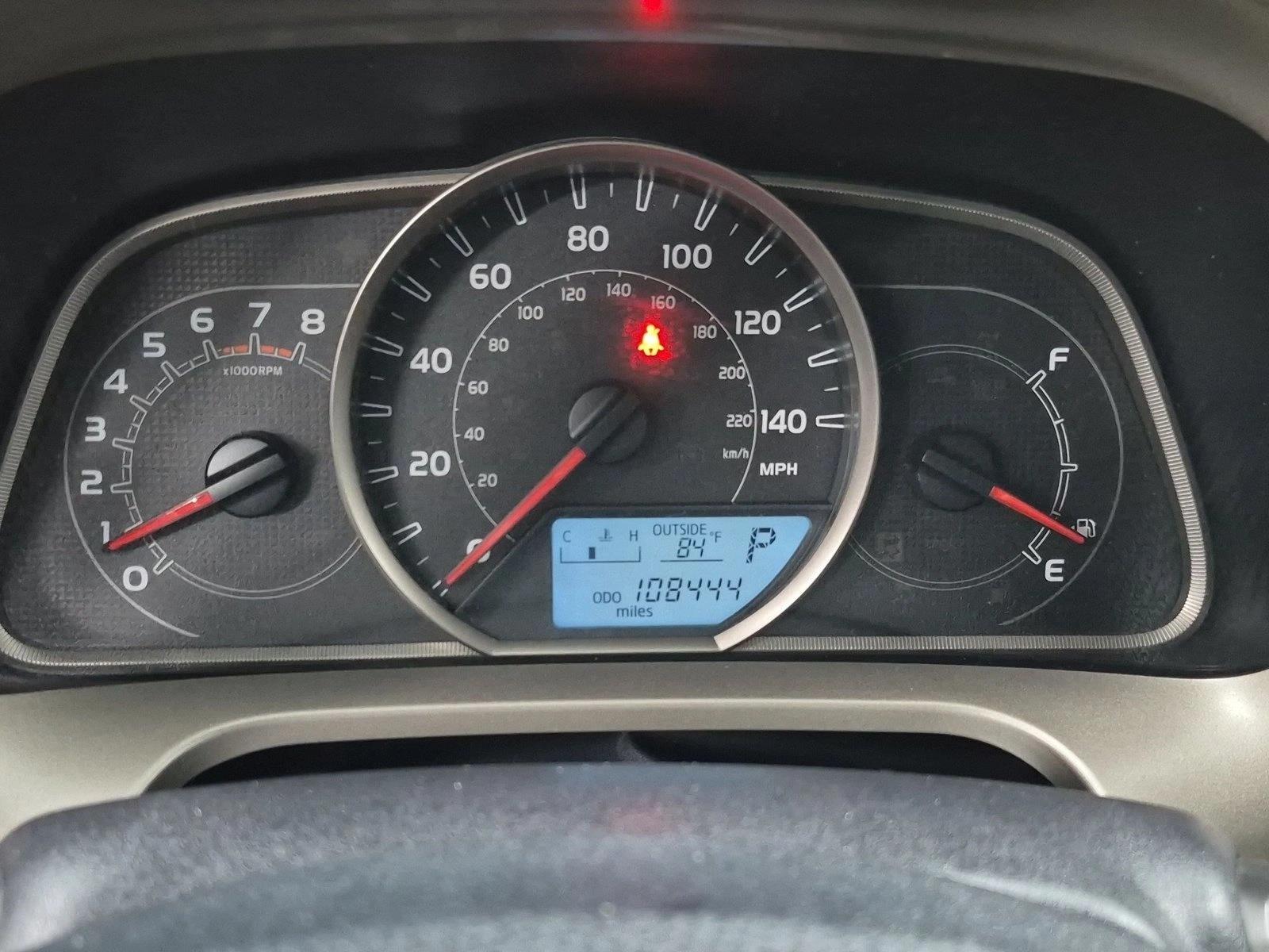 Used 2013 Magnetic Gray Metallic Toyota XLE image 11