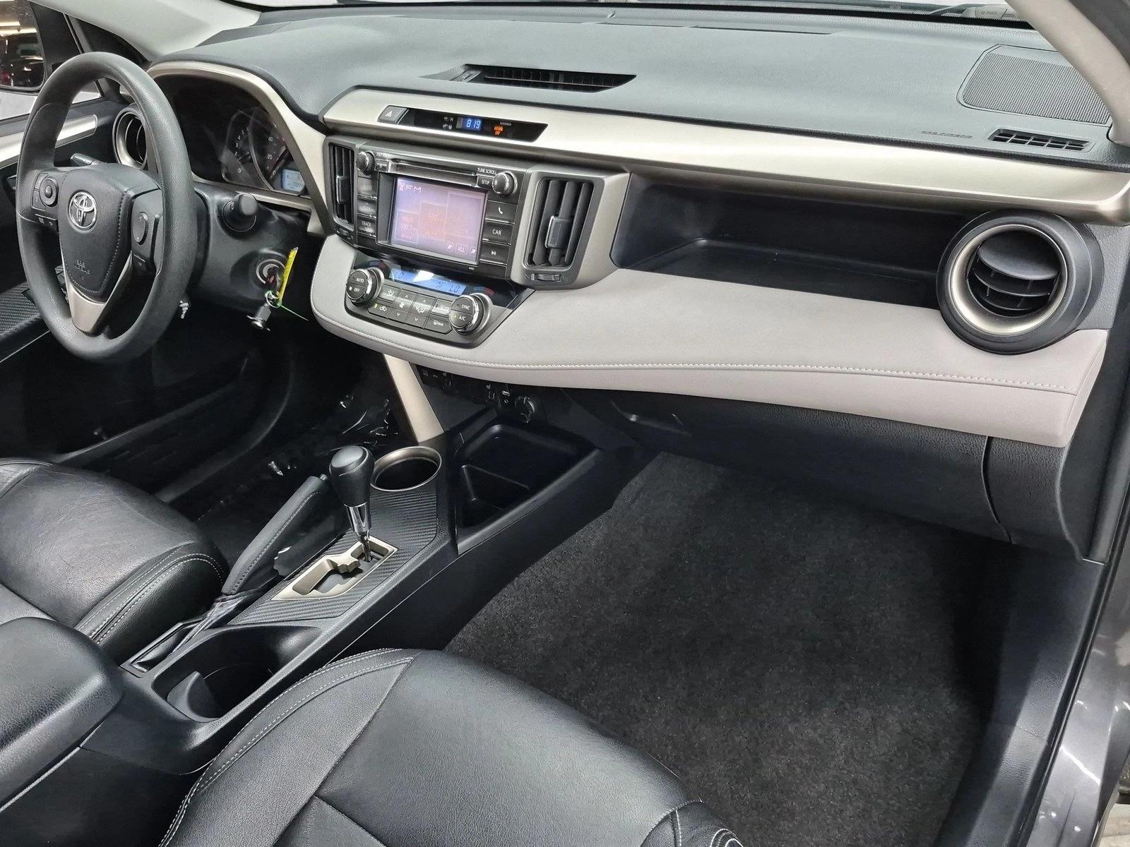 Used 2013 Magnetic Gray Metallic Toyota XLE image 21